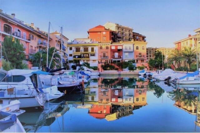 Valencia Beach Room With Private Bathroom Coliving Port Saplaya Exterior foto