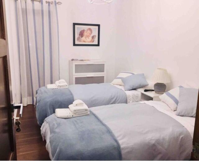 Valencia Beach Room With Private Bathroom Coliving Port Saplaya Exterior foto