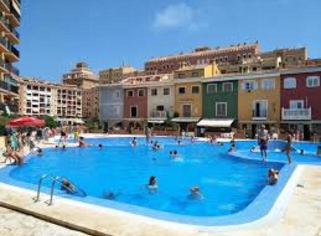 Valencia Beach Room With Private Bathroom Coliving Port Saplaya Exterior foto